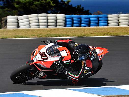 <b>Sylvain Guintoli - Aprilia (photo Aprilia Racing)</b>