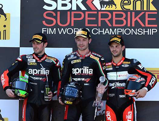 <b>Podium 1e manche WSBK : Eugene Laverty - Aprilia, Sylvain Guintoli - Aprilia et Michel Fabrizio - Aprilia (photo Aprilia Racing)</b>