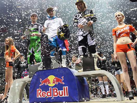 <b>Podium : Rémi Bizouard – Kawasaki, David Rinaldo – Yamaha et Libor Podmol – Yamaha (photo Night of Jumps)</b>