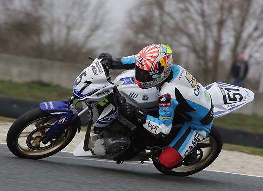 <b>Johann Zarco - Yamaha YZF-125R (photo Laurent Benchana/YMF)</b>