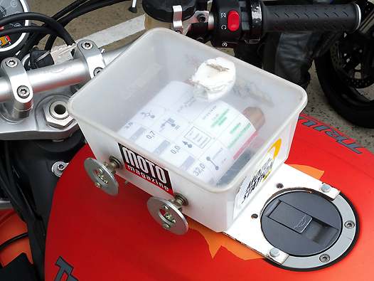 <b>L'ingéniosité est toujours la base du Rallye Routier et permet un accès à cette discipline à moindre coût (photo Yume.com)</b>