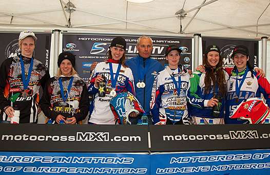 <b>Podium Féminin (photo Youthstream)</b>