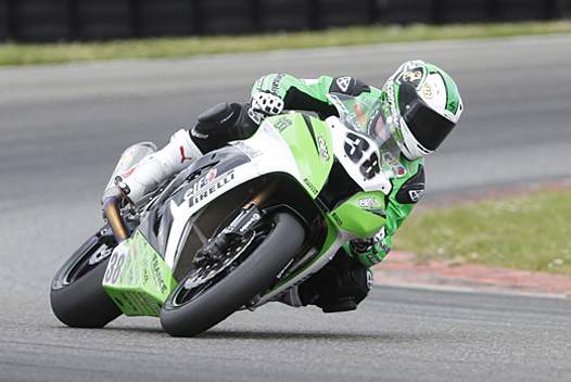 <b>Superbike : Grégory Leblanc - Kawasaki (photo Gérard Delio/Photopress)</b>
