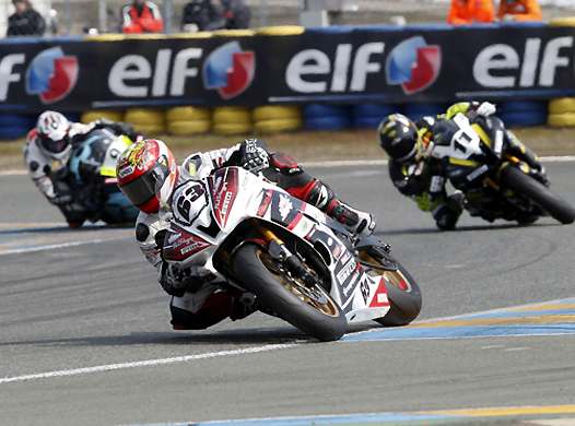 <b>Pirelli 600 : Morgan Berchet - Yamaha #63 devant Hugo Clere - Yamaha #11 et Maxime Cudeville - Yamaha #9 (photo Gérard Delio/Photopress)</b>