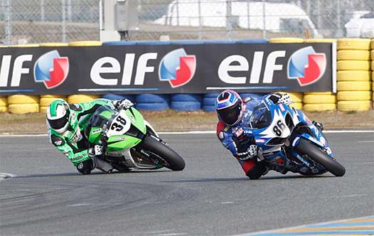 <b>Julien Da Costa - Suzuki devant Grégory Leblanc - Kawasaki (photo Gérard Delio/Photopress)</b>