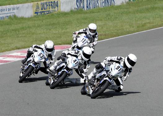 <b>Le groupe de tête en Finale (photo Jean-Paul Ancion/YMF)</b>