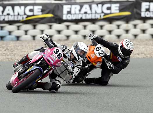 <b>Promo 500 : Florian Pelegrin - Honda devant Kevin Rambure - Honda (photo Gérard Delio/Photopress)</b>