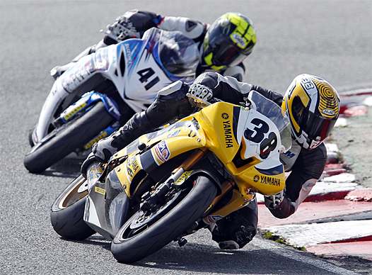 <b>Promo 600 : Thibaut Duchene - Yamaha et Julien Diguet - Suzuki (photo Gérard Delio/Photopress)</b>