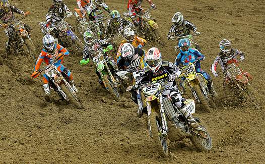 <b>(photo www.elite-motocross.fr)</b>