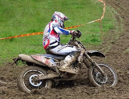 <b>Antoine Basset - Yamaha-EEAT FFM (photo Yume.com)</b>