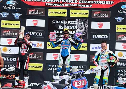 <b>Podium S1 : Adrien Chareyre - Aprilia, Mauno Hermunen - TM et Thomas Chareyre - TM (photo Youthstream)</b>