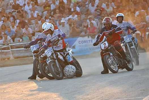 <b>France-Russie (photo Moto-Ball Club Neuvillois)</b>