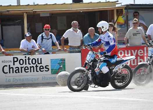 <b>Cyril Marguin - France-Lituanie (photo Moto-Ball Club Neuvillois)</b>