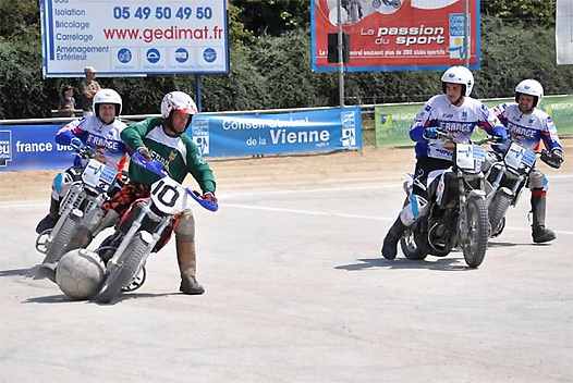 <b>France-Russie (photo Moto-Ball Club Neuvillois)</b>