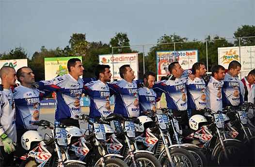 <b>France-Allemagne : L'Equipe de France FFM de Moto-Ball (photo Moto-Ball Club Neuvillois)</b>