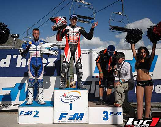 <b>Podium Prestige : Eddy Petard - Yamaha, Sylvain Bidart - Honda et Aurélien Grelier - Yamaha (photo Luc1)</b>