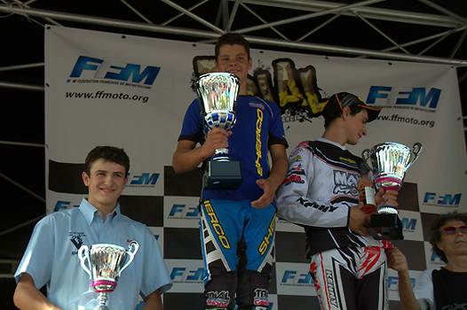 <b>Podium Espoir 2 samedi : Romain Corna - Beta, Florian Cardinal - Sherco et Antonin Feraud - Beta (photo Jean Finiels/Trial-Club.com)</b>