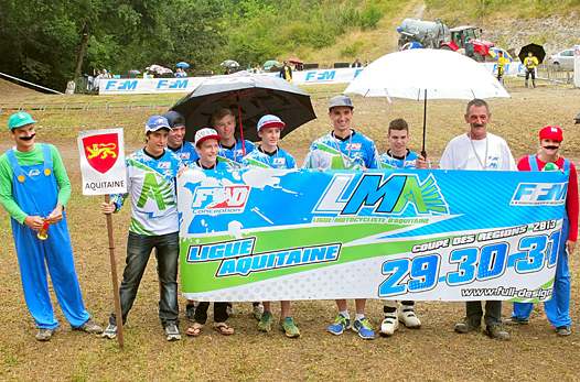 <b>Les grands vainqueurs du week-end le team de la Ligue d'Aquitaine (photo Yume.com)</b>