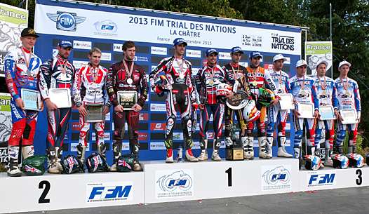 <b>Le podium final Masculin du 30e Trial des Nations - Grande Bretagne, Espagne et France (photo Yume.com)</b>