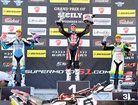 <b>Le podium du GP de Sicile : Mauro Hermunen - TM, Adrien Chareyre - Aprilia et Thomas Chareyre - TM (photo Youthstream)</b>
