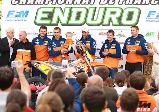 <b>L'équipe KTM remporte la victoire Constructeurs samedi (photo enduro-france.fr)</b>