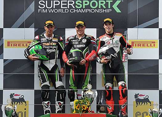 <b>Podium Supersport : Fabien Foret - Kawasaki, Sam Lowes - Yamaha et Kev Coghlan - Kawasaki (photo World SBK)</b>
