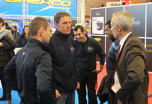 <b>Philippe Thiebaut - Directeur Technique National avec Fred Weil et une partie de l'Equipe de France d'Enduro EEAT-FFM (photo Yume.com)</b>