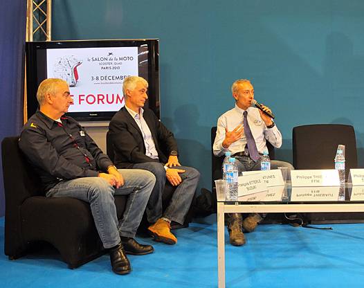 <b>François Etterlé - Suzuki, Eric Antunes - KTM et Philippe Thiébaut - DTN FFM (photo Yume.com)</b>