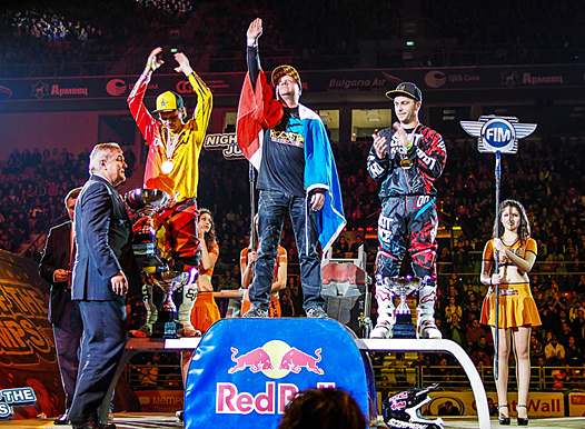 <b>Podium final 2013 : Libor Podmol - Yamaha, David Rinaldo - Yamaha et Brice Izzo - Yamaha (photo Nightofthejumps.com)</b>