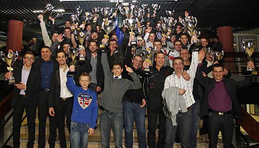 <b>Les Récipiendaires sur les marches du Centre des Congrès d’Angers (photo Gérard Delio/Photopress)</b>