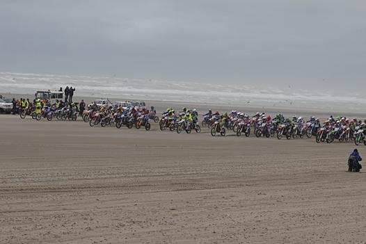 <b>Départ de l'Enduropale Jeunes (photo Le Touquet-Paris-Plage)</b>