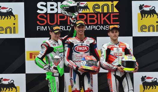 <b>Podium Superstock 1000 : Matthieu Lussiana - Kawasaki, Kevin Walk - Kawasaki et Ondrej Kezek - Ducati (photo World SBK)</b>