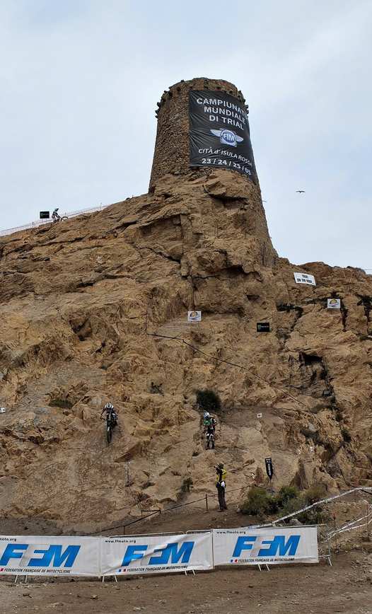 <b>La Torra de L'Ile Rousse (photo Luc Guillaume)</b>