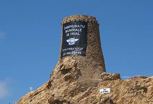<b>La Torra de L'Ile Rousse (photo Luc Guillaume</b>)