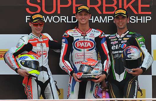 <b>Podium Supersport : Jules Cluzel - MV Agusta, Michael van der Mark - Honda et Kenan Sofuoglu - Kawasaki (photo WSBK.com)</b>