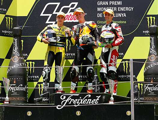 <b>Podium Moto2 : Maverick Viñales - Kalex, Esteve Rabat - Kalex et Johann Zarco - Caterham-Suter (photo MotoGP.com)</b>