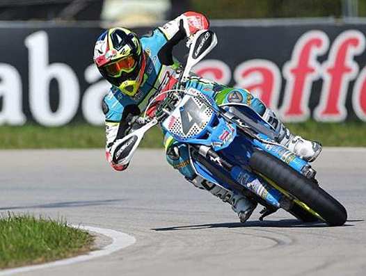 <b>Thomas Chareyre - TM (photo www.supermotos1.com)</b>