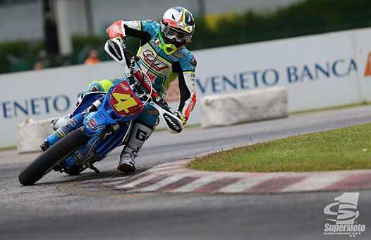 <b>Thomas Chareyre - TM (photo supermotos1.com)</b>