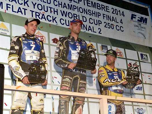 <b>Podium Finale 4 : Mathieu Trésarieu, Richard Hall et Theo Pijper (photo FB)</b>