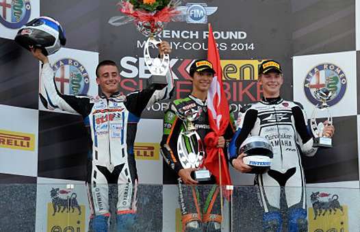 <b>Podium Superstock 600 : Anthony Dumont - Yamaha, Toprak Razgatlioglu - Kawasaki et Niki Tuuli - Yamaha (photo www.worldsbk.com)</b>