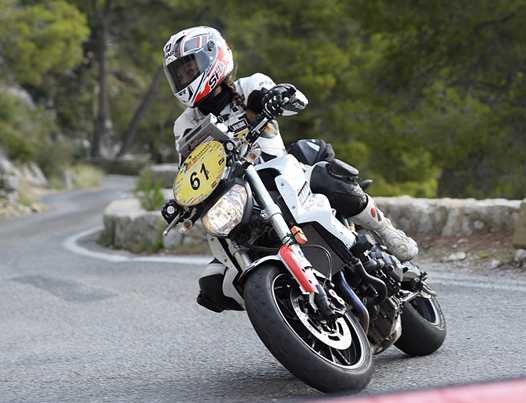 <b>Barbara Collet - Yamaha (photo www.moto-tour.com)</b>