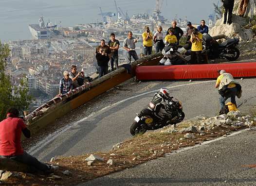 <b>Laurent Filleton - Aprilia (photo www.moto-tour.com)</b>