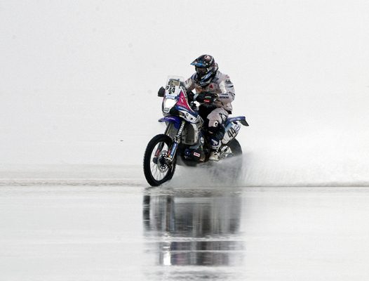 <b>Xavier De Soultrait - Yamaha sur le Salar d'Uyuni (photo DPPI)</b>
