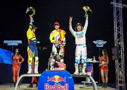 <b>Podium J2 : David Rinaldo - Yamaha, Maikel Melero - Yamaha et Libor Podmol - Yamaha (photo nightofthejumps.com)</b>