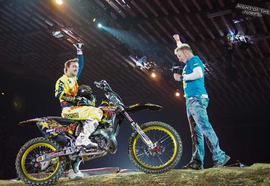 <b>David Rinaldo - Yamaha (photo nightofthejumps.com)</b>