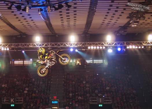 <b>David Rinaldo - Yamaha (photo nightofthejumps.com)</b>