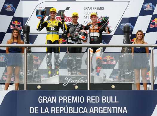 <b>Podium Moto2 : Alex Rins - Kalex-Honda), Johann Zarco - Kalex-Honda et Sam Lowes - Suter-Honda (photo MotoGP.com)</b>