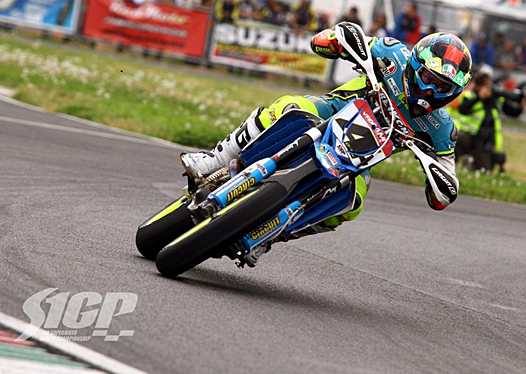 <b>Thomas Chareyre - TM (photo supermotos1.com)</b>