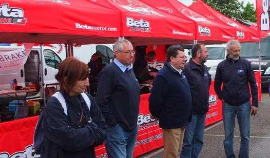<i>Jacques Bolle, Président de la FFM, a pris la température de la première épreuve du championnat de France d’Enduro avec Christian Demonteil (Président de la ligue Rhône-Alpes), Eric Simon (Président de la Commission d’Enduro) et Philippe Thiebaut (Directeur Technique National). (Photo : Luc Guillaume).</i>