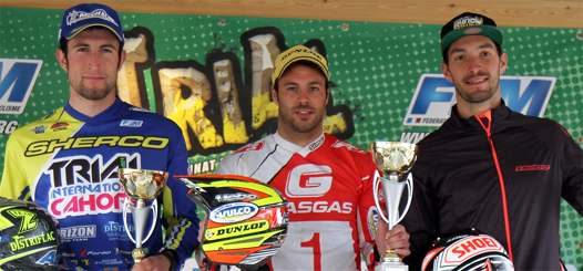 <b>Le podium Expert : Alexandre Ferrer - Sherco, Loris Gubian - Gas Gas et Benoit Dagnicourt - Beta (photo www.trial-france.fr)</b>